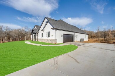 1009 Freedom Ct, Weatherford, TX 76088 - photo 4