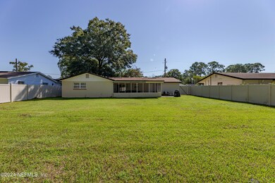 2746 Elisa Dr W, Jacksonville, FL 32216 - photo 3