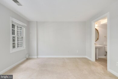 4304 Thomas Brigade Ln, Fairfax, VA 22033 - photo 3