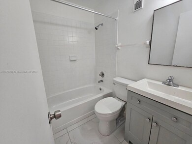 6580 W 27th Ct unit 2158, Hialeah, FL 33016 - photo 6
