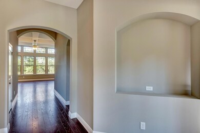 BEAUFORT FOYER 1