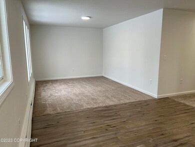12521 Silver Fox Ln unit 3, Anchorage, AK 99515 - photo 3