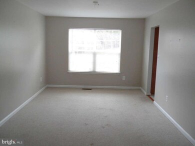 2814 Bixley Hill Ct, Woodbridge, VA 22191 - photo 2