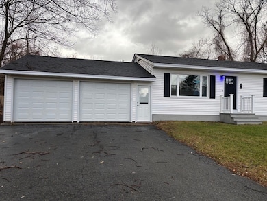 42 Harding Ave, North Adams, MA 01247 - photo 3