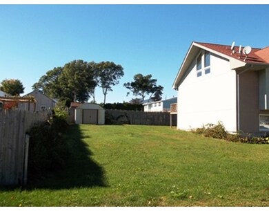 375 Dale St, Fall River, MA 02721 - photo 4