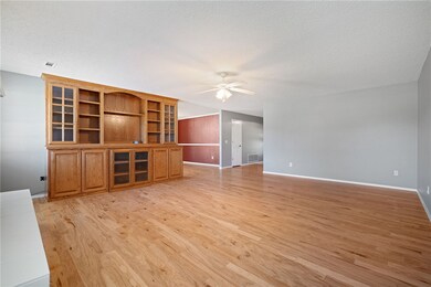 13064 Illinois Chapel Rd, Prairie Grove, AR 72753 - photo 7