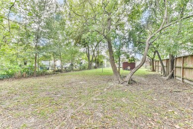 805 Duff Ln, Houston, TX 77022 - photo 6