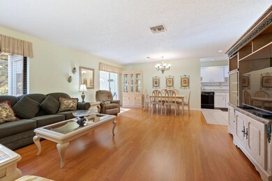 5817 La Pinata Blvd unit D-2, Greenacres, FL 33463 - photo 5