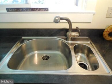 48 S Keystone Ave, Upper Darby, PA 19082 - photo 7