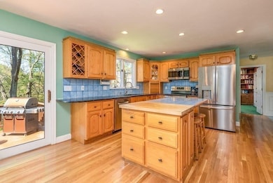 10 Heather Ln, Southborough, MA 01772 - photo 6
