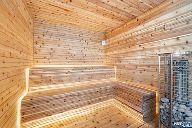 65 Mcwhorter St unit 709, Newark, NJ 07105 - photo 4