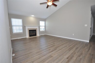 2415 Calico Ln, Maryville, IL 62062 - photo 4