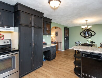 88 Oakridge St, Ludlow, MA 01056 - photo 5
