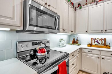 2322 Homestead Ln, Tyler, TX 75701 - photo 6