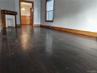 24 Woodside Ave unit Lower, Buffalo, NY 14220 - photo 3