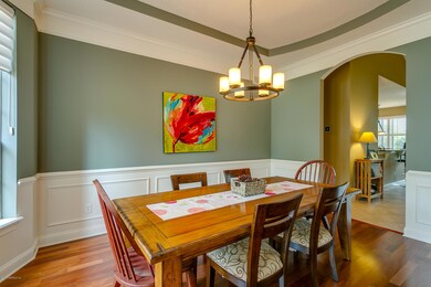Formal Dining
