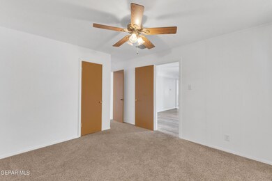 7714 Matamoros Dr, El Paso, TX 79915 - photo 4