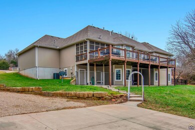 4850 SW 53rd St, Topeka, KS 66610 - photo 6