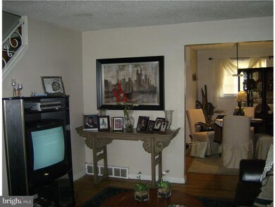 221 S 35th St, Camden, NJ 08105 - photo 3