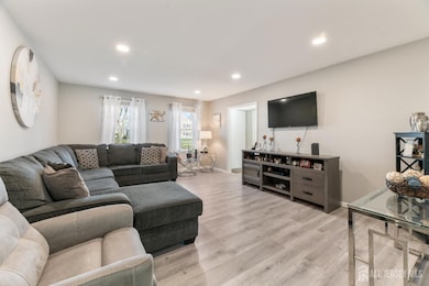 94 Gloucester Way unit B, Monroe Township, NJ 08831 - photo 4