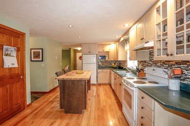 10 Muscatanipus Rd, Brookline, NH 03033 - photo 4