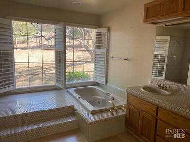 4751 Keystone Ct, Santa Rosa, CA 95405 - photo 4