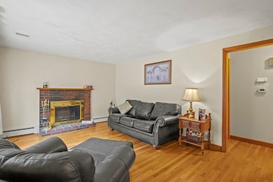17 Molloy Rd, Wilmington, MA 01887 - photo 4