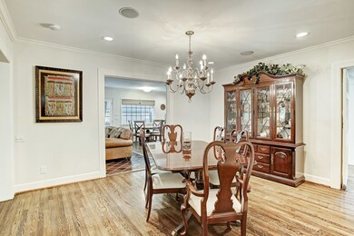 2237 Pelham Dr, Houston, TX 77019 - photo 6