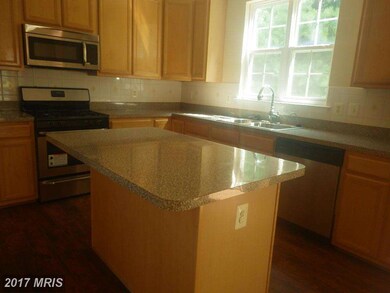 11909 Lilium Ln, Glenn Dale, MD 20769 - photo 3