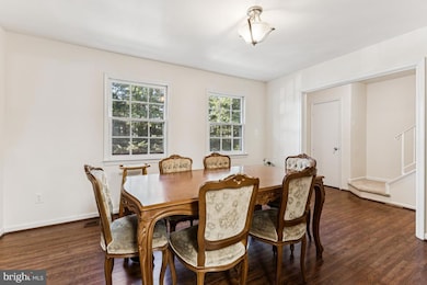 10255 Braddock Rd, Fairfax, VA 22032 - photo 4