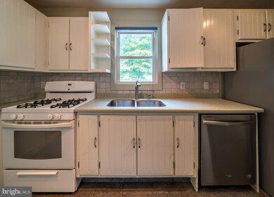 4 Hampton Rd, Ewing, NJ 08638 - photo 5