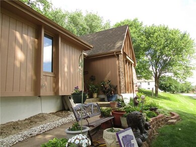 4902 Halsey St, Shawnee, KS 66216 - photo 4