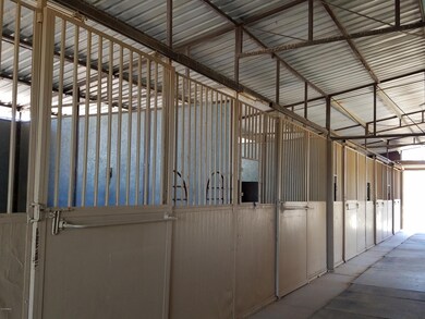 12x12 Box stalls matted