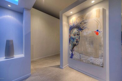 004_Foyer