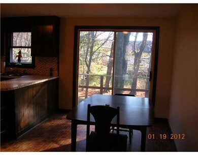 531 Aylsworth Ave, Woonsocket, RI 02895 - photo 6