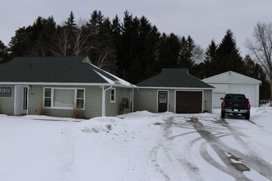 Poll Front Barn