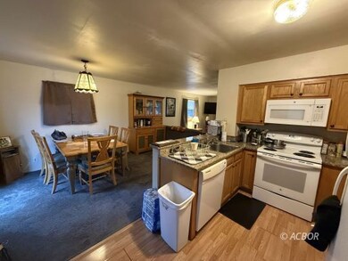 17 Andover Rd, Athens, OH 45701 - photo 5