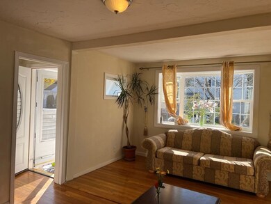 70 Lawn Ave unit 1, Quincy, MA 02169 - photo 3