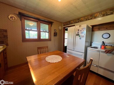 501 NW 6th St, Leon, IA 50144 - photo 6