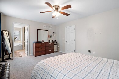 512 Longfellow Dr, O Fallon, IL 62269 - photo 5