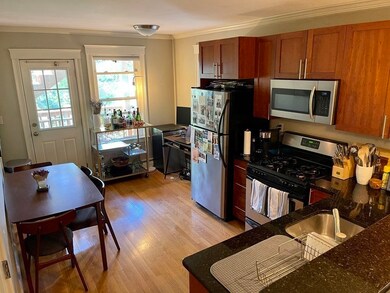 6 Bristol St unit 4, East Cambridge, MA 02141 - photo 3