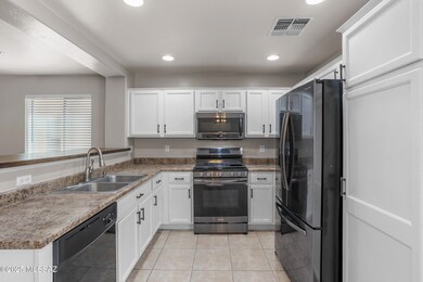 14354 S Camino Vallado, Sahuarita, AZ 85629 - photo 7