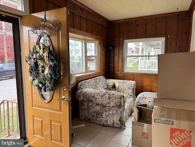 1312 Poplar Ave, Halethorpe, MD 21227 - photo 3