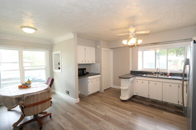 Kitchen - Dining