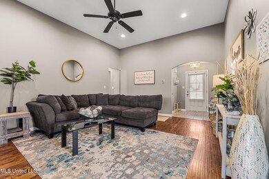 2724 Guernsey Cove-Interior-3
