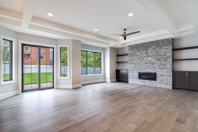 435 N Walnut St, Elmhurst, IL 60126 - photo 4