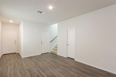 1300 Jonah Ln, Ennis, TX 75119 - photo 3