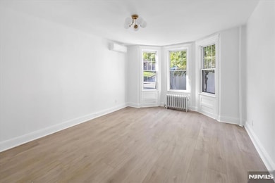 46 Garden Place, Edgewater, NJ 07020 - photo 4