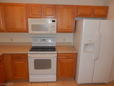 803 Hampton Cir, Naples, FL 34105 - photo 4