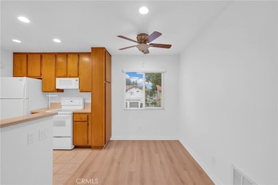 3639 Country Oaks Loop unit F, Ontario, CA 91761 - photo 6